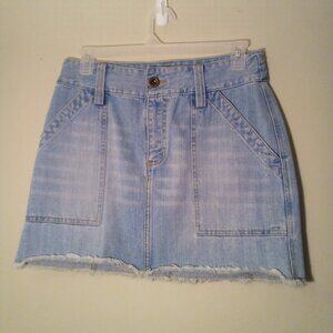Newport News Jeanology Skirt Women 12 Denim Raw Hem Big Pockets Light Wash Blue